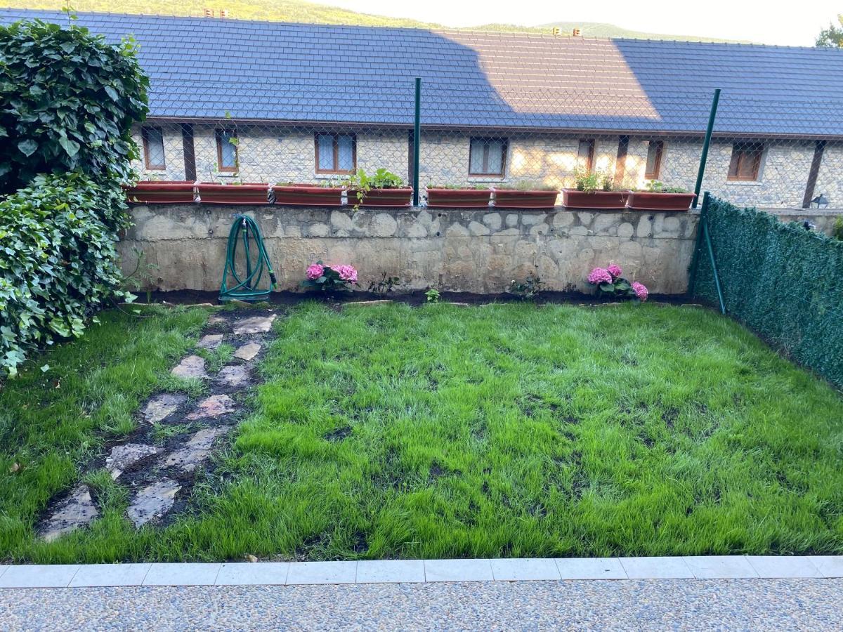 Duplex Altos De Santiago Jardin Leilighet Villanúa Eksteriør bilde